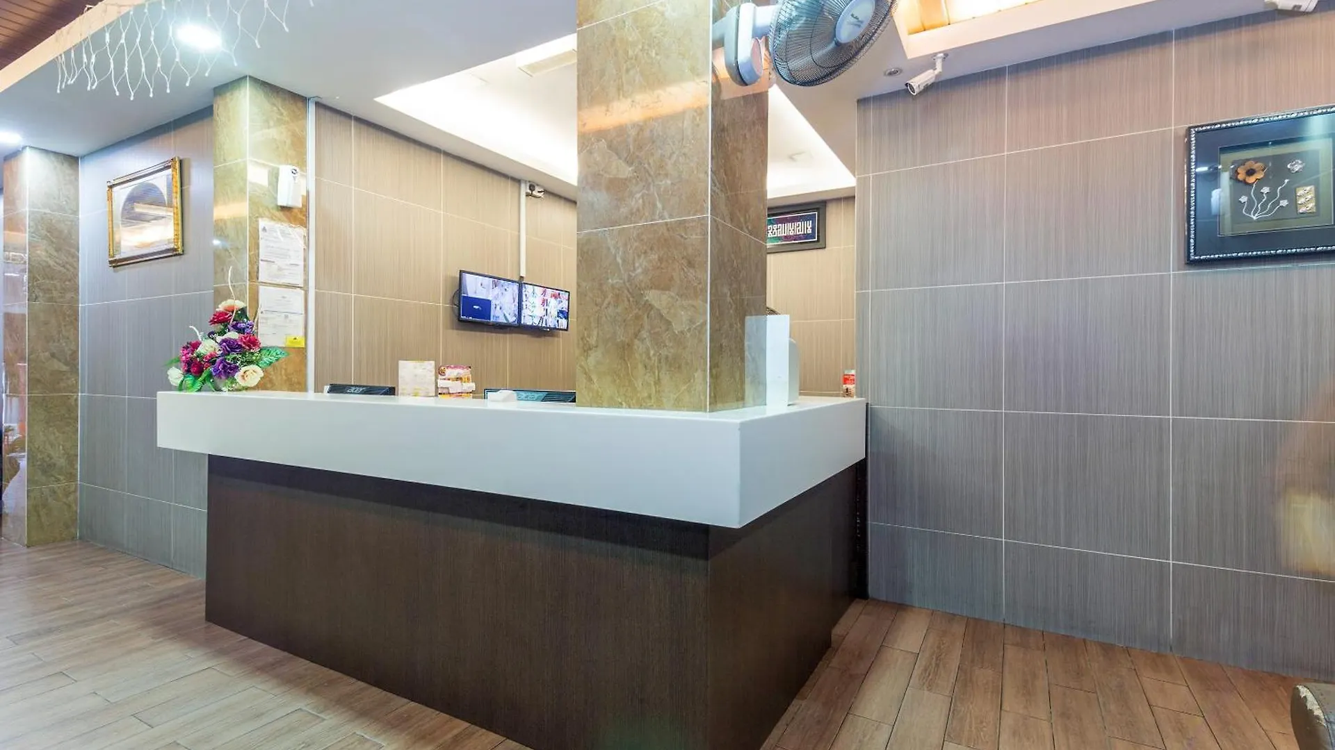 Oyo 431 Hotel De Grand Orchard Kuala Lumpur